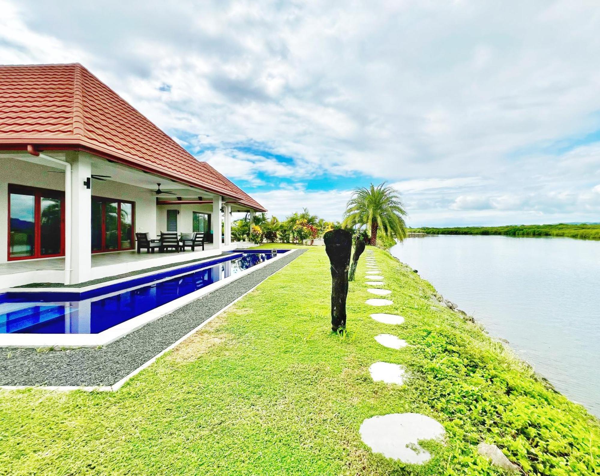 Naisoso Island Villas - Fiji Нанди Экстерьер фото